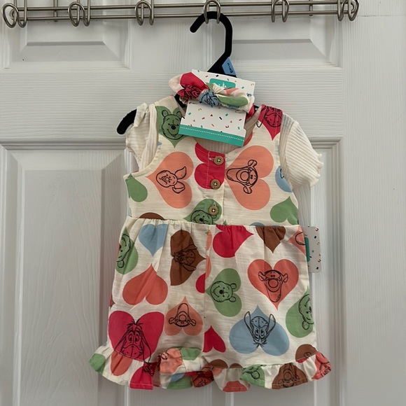 Disney Other - New Disney Baby Shortall